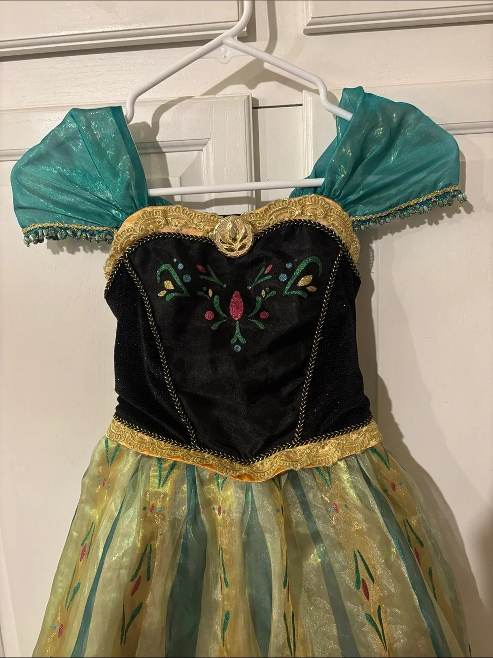 Disneys Anna Coronation Dress Green and Black Princess Costume Dress Sz 5/6